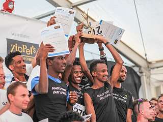 Das Afrika-Team siegt beim Lauf zwischen den Meeren 2018